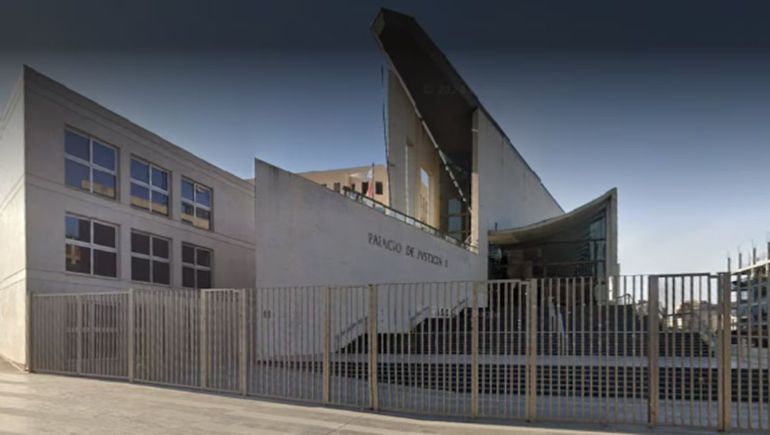 Un joven cordobés descubrió que el supuesto abogado que lo representaba era un impostor que le robó 10 millones de pesos. Un joven cordobés descubrió que el supuesto abogado que lo representaba era un impostor que le robó 10 millones de pesos.