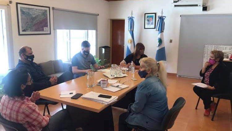 Con una nueva bomba, llevan el agua potable a más familias de Senillosa