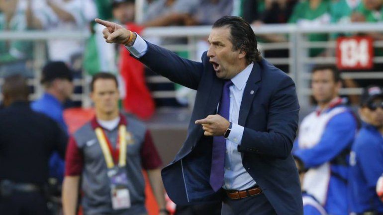 Pizzi buscará continuar el legado de Sampaoli con la Roja.