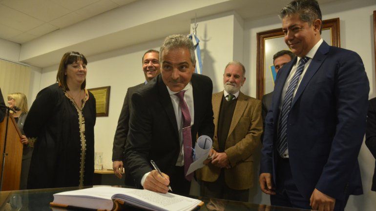 Busamia juró como nuevo vocal del  Tribunal Superior