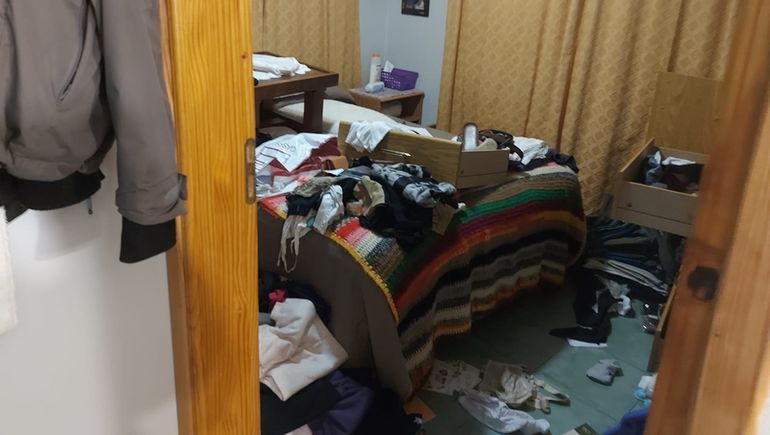 Robaron el dinero de sueldos de la casa de un comerciante