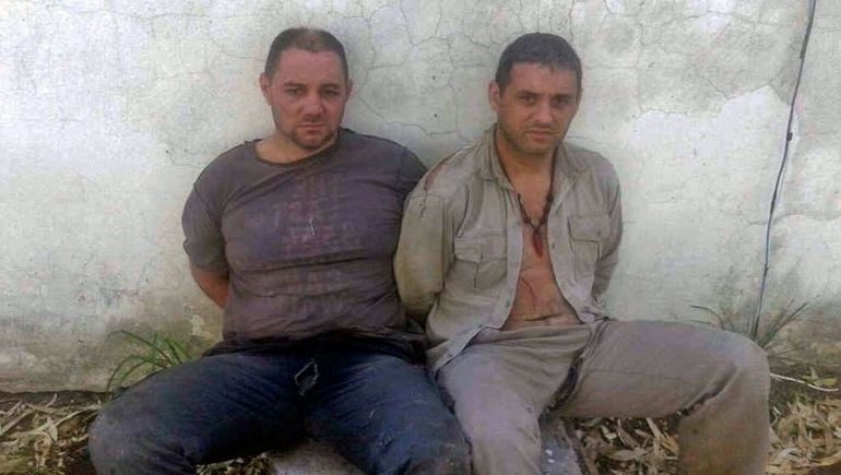 El peón rural que alertó a la policía sostiene que nunca cobró la recompensa prometida por su colaboración. El peón rural que alertó a la policía sostiene que nunca cobró la recompensa prometida por su colaboración.