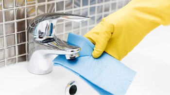 Ni vinagre, ni bicarbonato: la mezcla imbatible para sacar el sarro de tu inodoro y canillas Ni vinagre, ni bicarbonato: la mezcla imbatible para sacar el sarro de tu inodoro y canillas