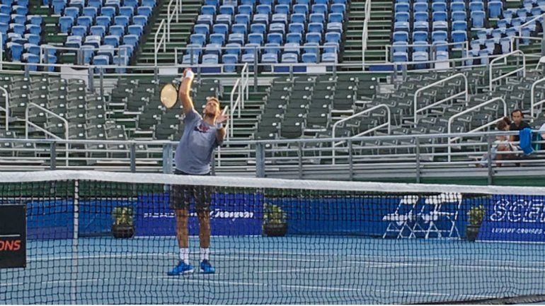 El tandilense se entrenó ayer pensando en la vuelta al circuito ATP.