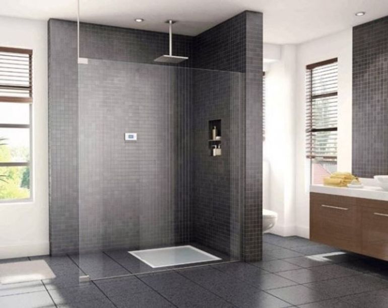 El modelo de ducha italiana se impone en los baños minimalistas. El modelo de ducha italiana se impone en los baños minimalistas.