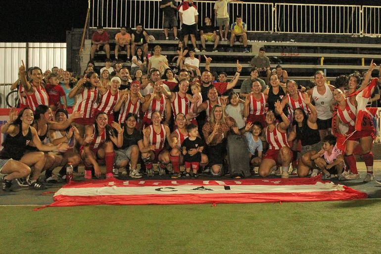 Independiente de Neuquén se consagró.