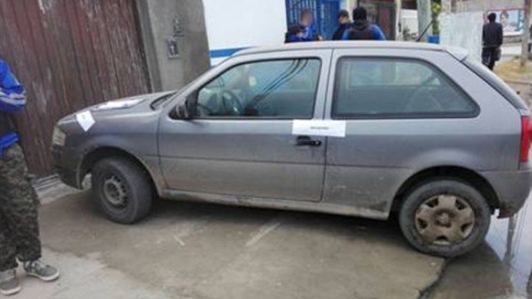 Dos detenidos en Plottier por robar 10 mil pesos y cigarrillos