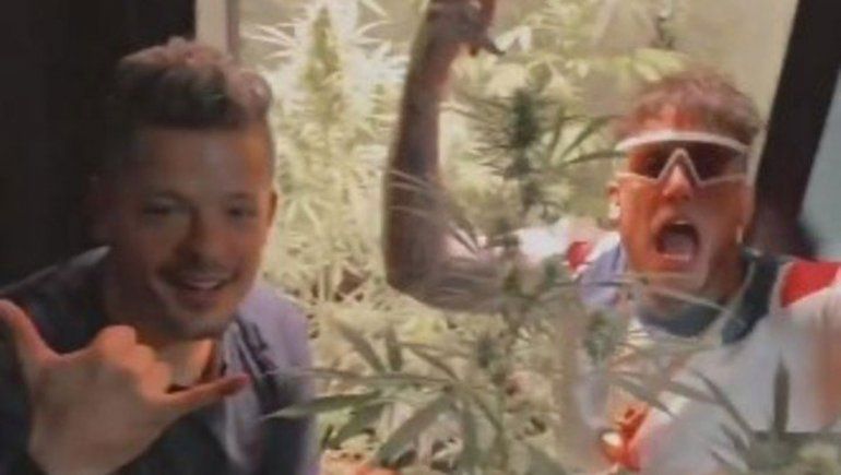 Polémica con Alex por su video rodeado de marihuana