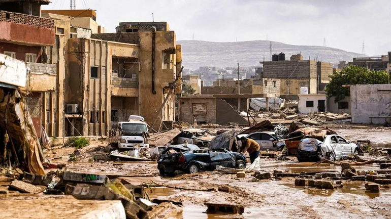Libia: se rompieron dos represas y hay más de 2.300 muertos