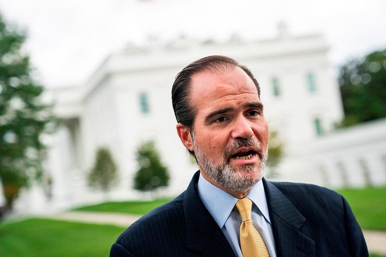 El asesor de Donald Trump cruzó a Javier Milei y lo tildó de "peronista". El asesor de Donald Trump cruzó a Javier Milei y lo tildó de "peronista".