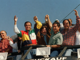 Estamos mal, pero vamos bien, frase de Carlos Menem que vuelve a escucharse en estos días.