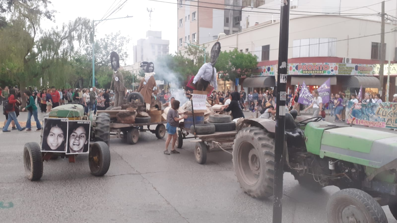 Marcha con algunos incidentes a 27 años del triple crimen de Cipolletti