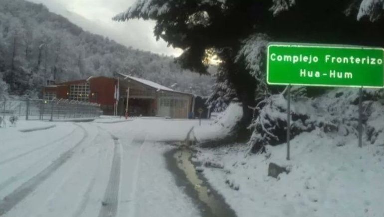 Los controles de rutina se realizan en todos los pasos fronterizos y ante cualquier duda se debe dar aviso. Los controles de rutina se realizan en todos los pasos fronterizos y ante cualquier duda se debe dar aviso.