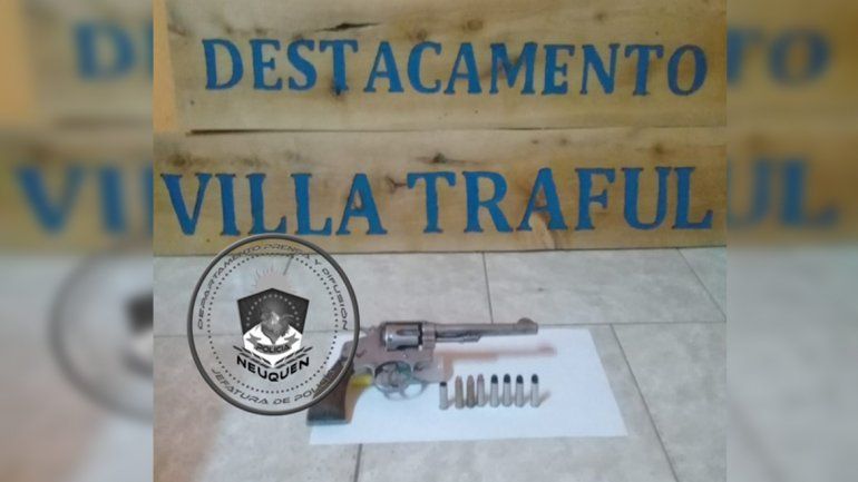 Lo demoraron con un arma de fuego a la vera de la Ruta 237