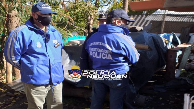 La División Antinarcóticos de San Martín de los Andes logró apresar a los involucrados en la venta de drogas. La División Antinarcóticos de San Martín de los Andes logró apresar a los involucrados en la venta de drogas.