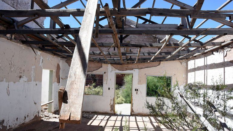 Así está la escuela.