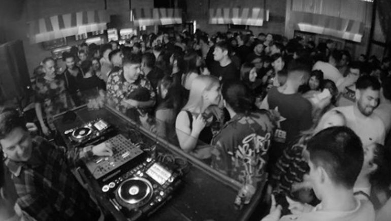 Clausuran un bar por no cumplir con los protocolos vigentes