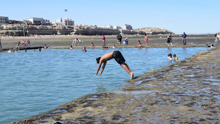 Los piletones son una gran atracción en Las Grutas