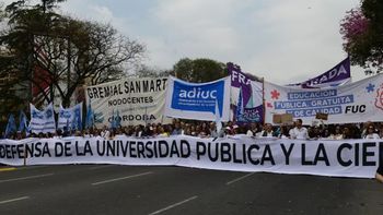 El objetivo de esta movilización será exigirle al Gobierno Nacional que cumpla con la Ley de Financiamiento Universitario. El objetivo de esta movilización será exigirle al Gobierno Nacional que cumpla con la Ley de Financiamiento Universitario.