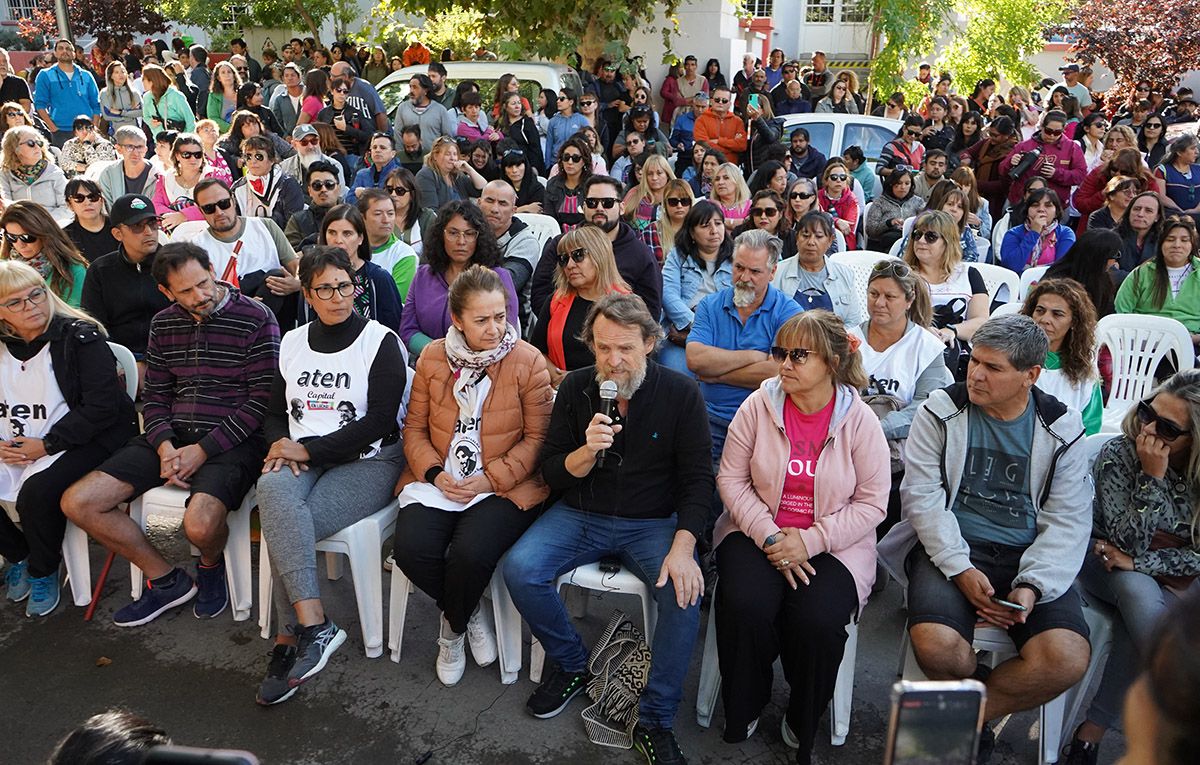 Duro mensaje de ATEN: La persecución del gobierno se va a resolver en la mesa de negociación
