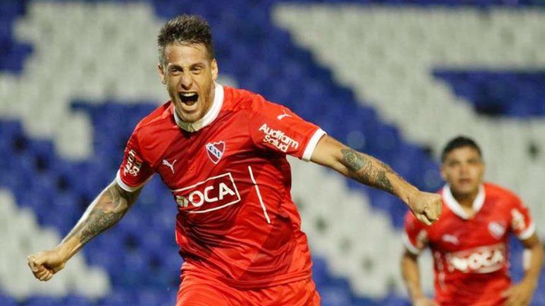 Germán Denis viene de mojar contra Godoy Cruz y es una fija.