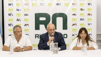 para el ministro de salud, hay que dejar de ser tan afectuosos para el ministro de salud, hay que dejar de ser tan afectuosos