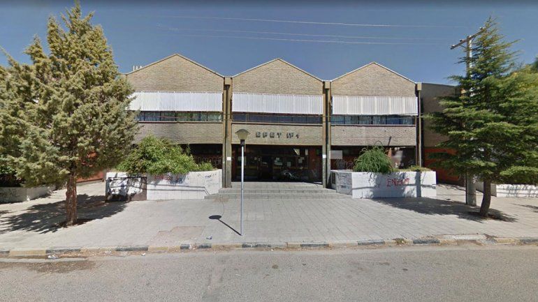 No hay clases en la EPET 1: investigan una pérdida de gas