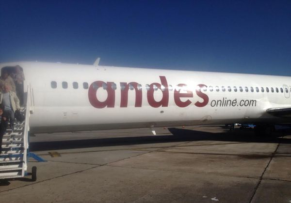 Malestar por el estado de un avión que vino a Neuquén