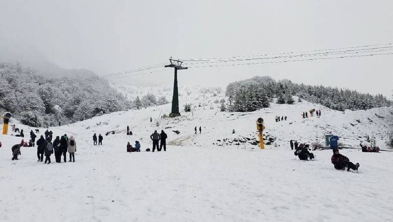 En abril y mayo la ocupación en Bariloche fue muy baja. Y hay pocas reservas para agosto y septiembre.