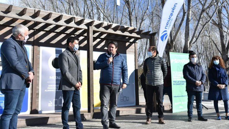 La Isla 132 ya tiene su primer ecopunto inteligente para reciclar