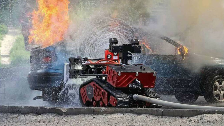 YPF presentó a su nueva joyita: Colossus, el robot bombero