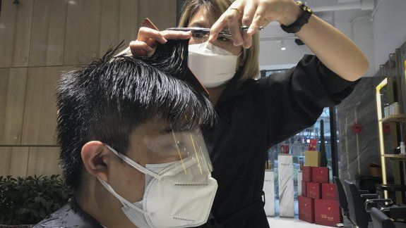 El uso de barbijo es vital para prevenir el coronavirus.