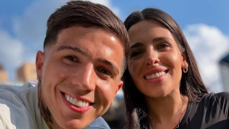 Enzo Fernández y Valentina Cervantes