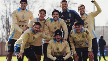 ahora si, messi titular: formaciones, hora y tv de argentina-colombia
