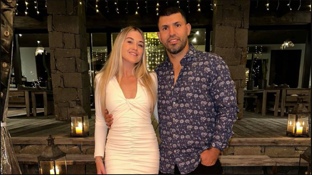 Kun Agüero y Sofía Calzetti.