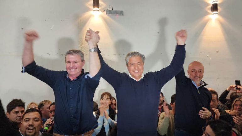 Larraza festejó el triunfo con Figueroa: Esto es el fruto de mucho esfuerzo