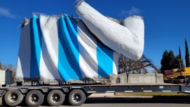 Una estatua gigante de Messi adornará la vera de la Ruta 22 en Cutral Có.