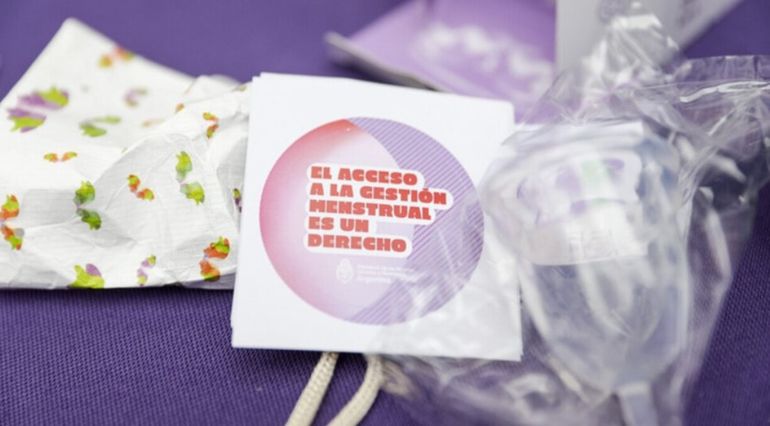 El Gobierno eliminó el MenstruAR y otros 12 programas: Eran proyectos ideológicos del kirchnerismo