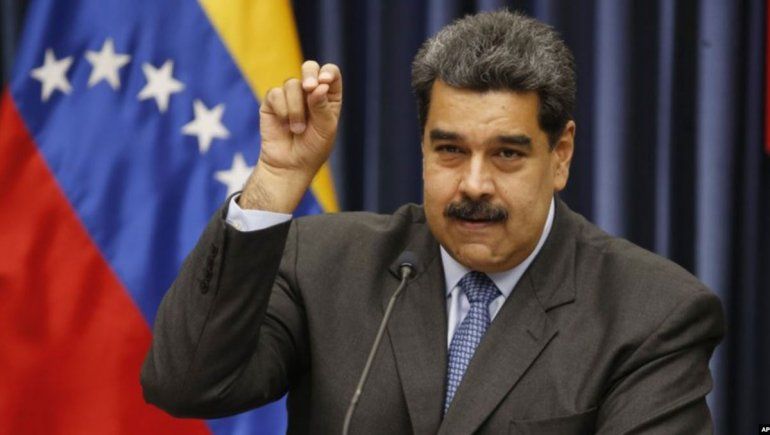 Maduro trató de estúpidos a políticos que lo critican