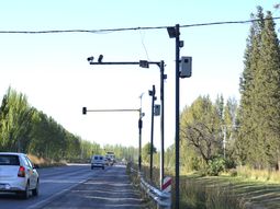 La provincia fijó nuevas disposiciones en el sistema de multas por exceso de velocidad en ruta. La provincia fijó nuevas disposiciones en el sistema de multas por exceso de velocidad en ruta.