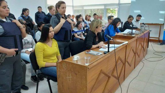Plaza Huincul: arranca el juicio contra la cabo Hernández