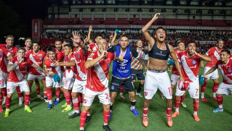 Las tremendas chicanas de Argentinos Juniors a Platense tras ganarle el clásico