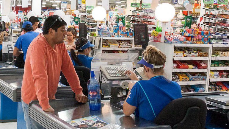 Preocupación por la caída de las ventas en supermercados de la zona