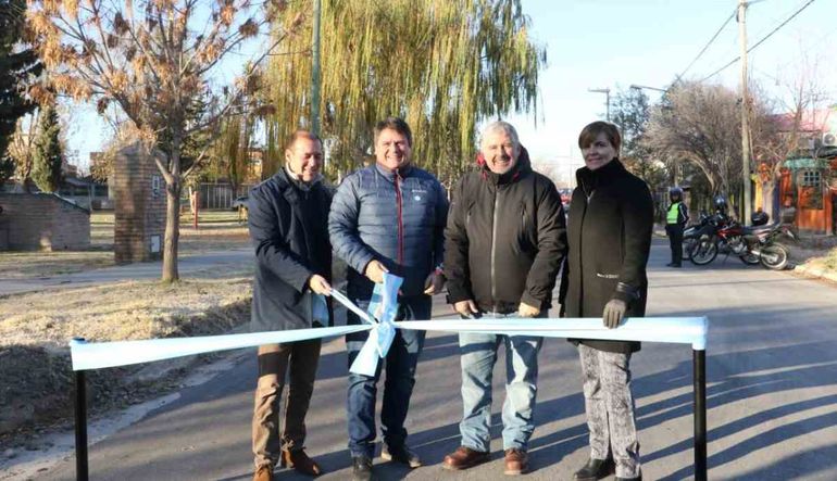 Gaido y Gutiérrez inauguraron 40 cuadras de asfalto en el oeste