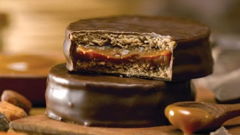 Se busca premiar la excelencia en la elaboración de este dulce tradicional, con apoyo en la innovación y el intercambio de sabores. Se busca premiar la excelencia en la elaboración de este dulce tradicional, con apoyo en la innovación y el intercambio de sabores.