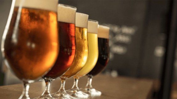 Tiran 10 millones de litros de cerveza por la cuarentena