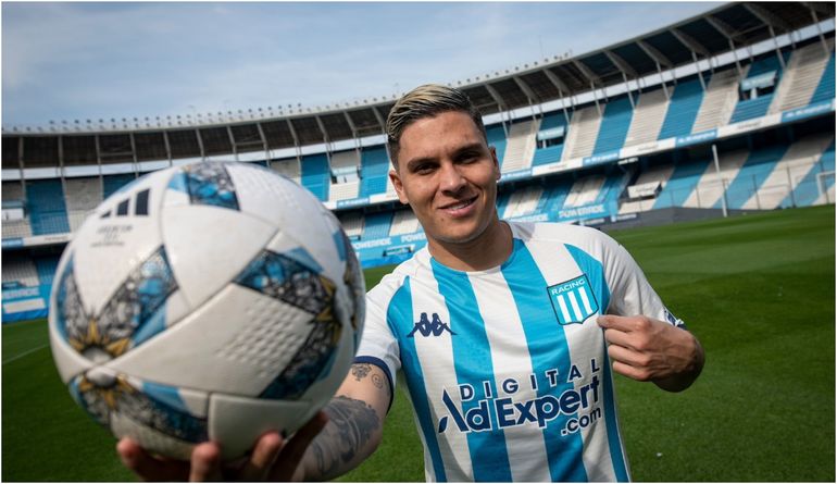 El enojo de los hinchas de Racing por la presentación de Juanfer Quintero
