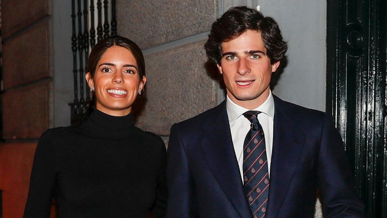 Caos en España: bautizan a su hija con once nombres