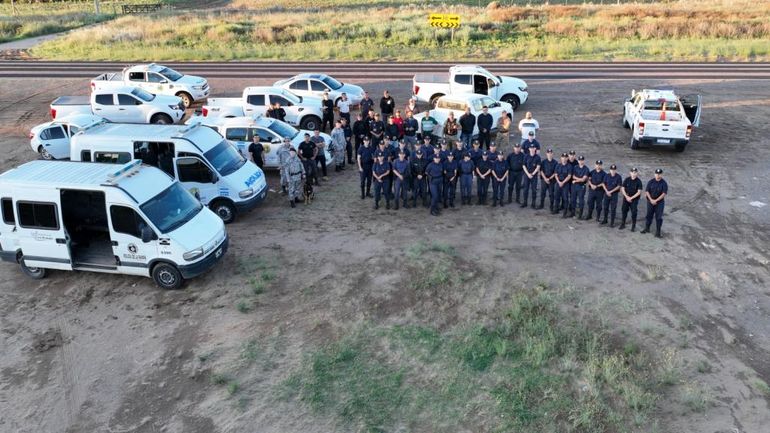 Parte del operativo de búsqueda, que incluyó controles en caminos y rutas por temor a que la niña pudiera ser sacada de La Pampa: después la encontraron sola y perdida. Parte del operativo de búsqueda, que incluyó controles en caminos y rutas por temor a que la niña pudiera ser sacada de La Pampa: después la encontraron sola y perdida. 