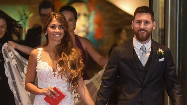 Lionel Messi y Antonela Roccuzzo dieron el sí en una emotiva ceremonia&nbsp;a la que asistieron 260 invitados.&nbsp;